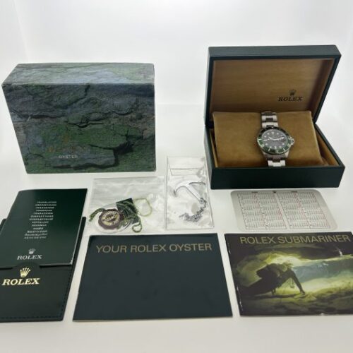 Rolex Kermit Submariner 16610lv