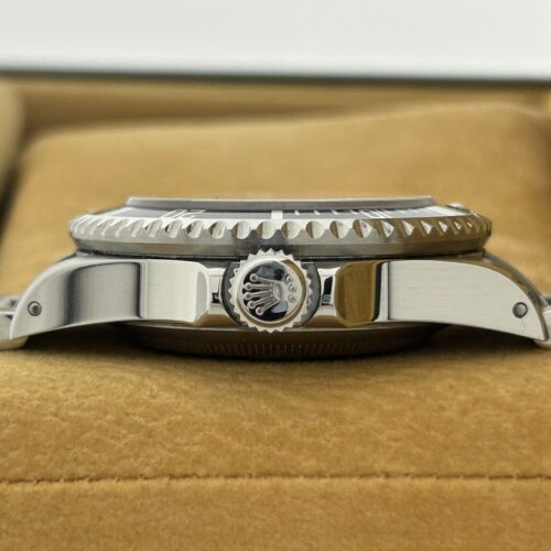 Rolex Sea Dweller 16600