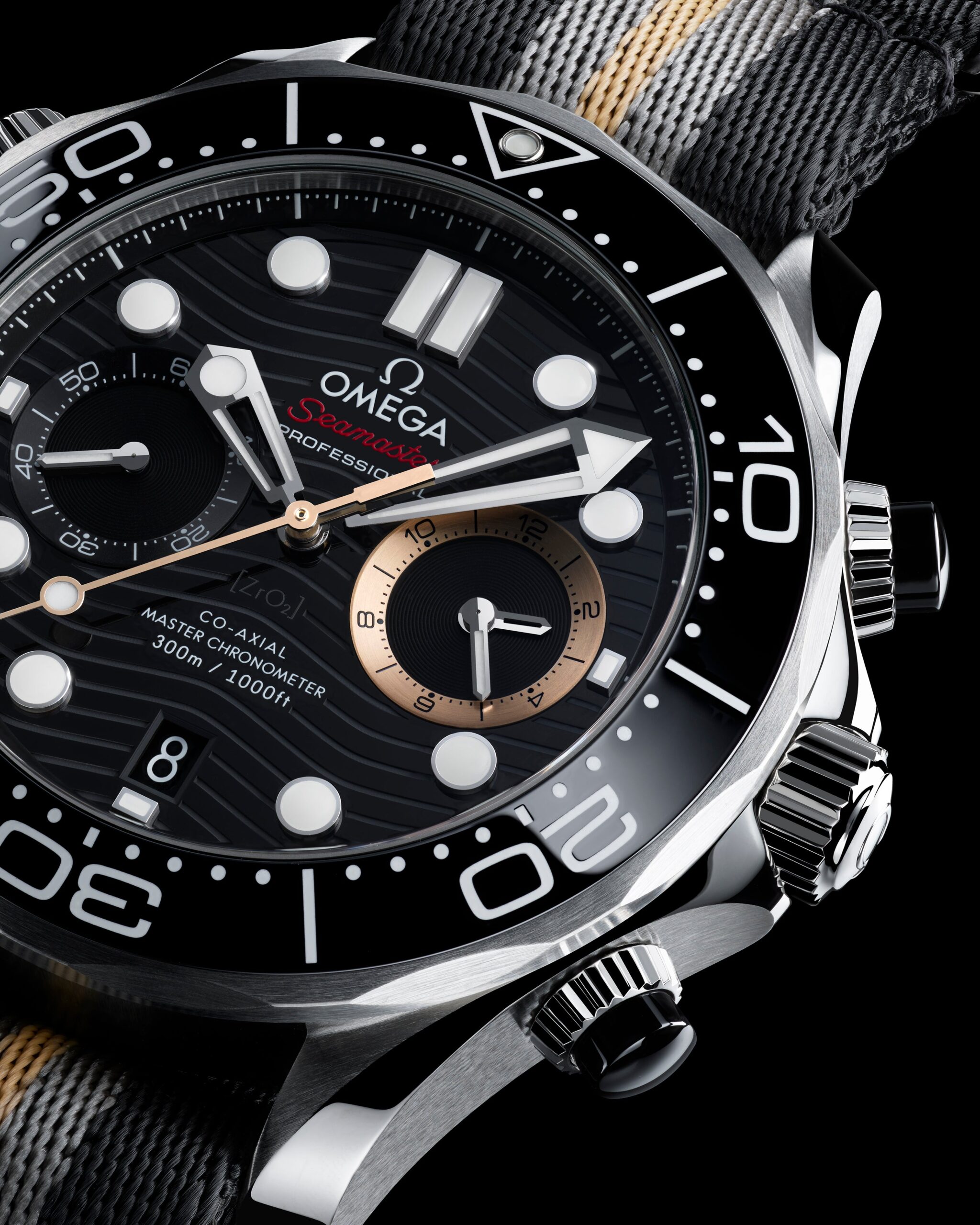 Seamaster Diver 300M Chronograph 007 First Light - Image 4